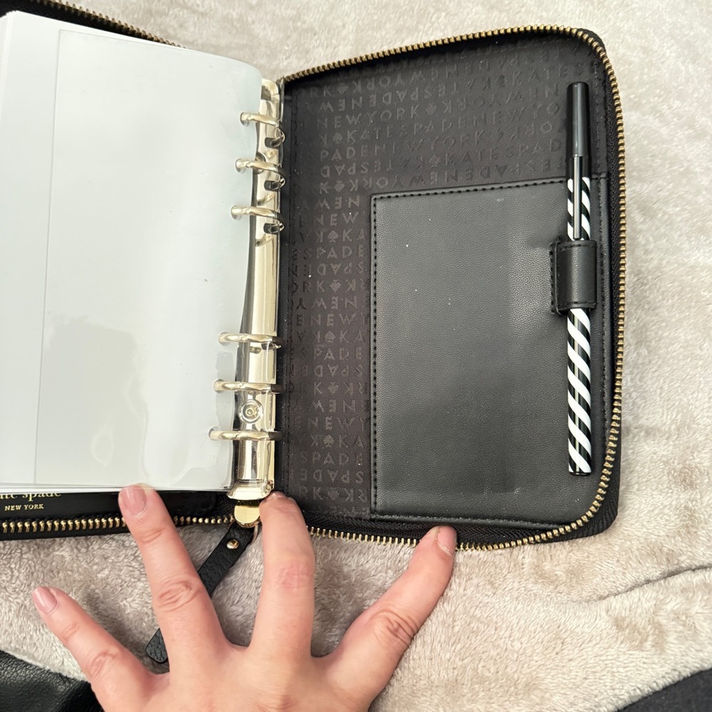 Kate Spade black planner/agenda/organizer - Picture 5 of 9